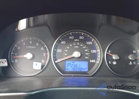 2011 Hyundai Santa Fe Limited V6 from USA, damaged, VIN 5XYZKDAG8BG062246